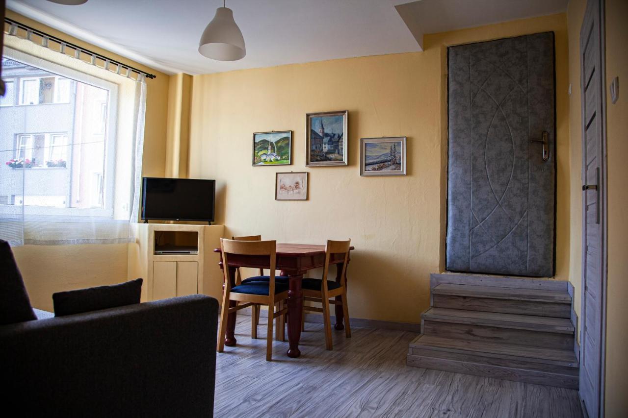 W Starym Kinie Swieradow-Zdroj