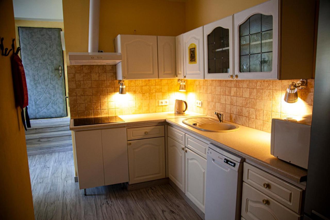 W Starym Kinie Apartment Swieradow-Zdroj