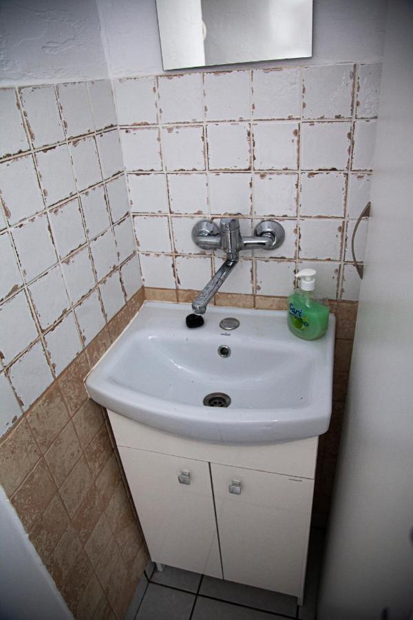W Starym Kinie Apartment *